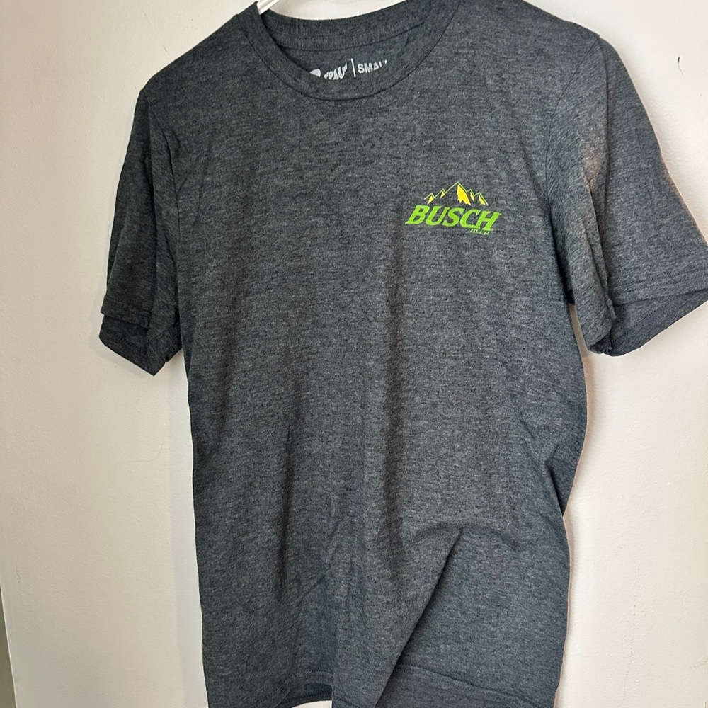 Busch Women's Gray Short Sleeve Tee